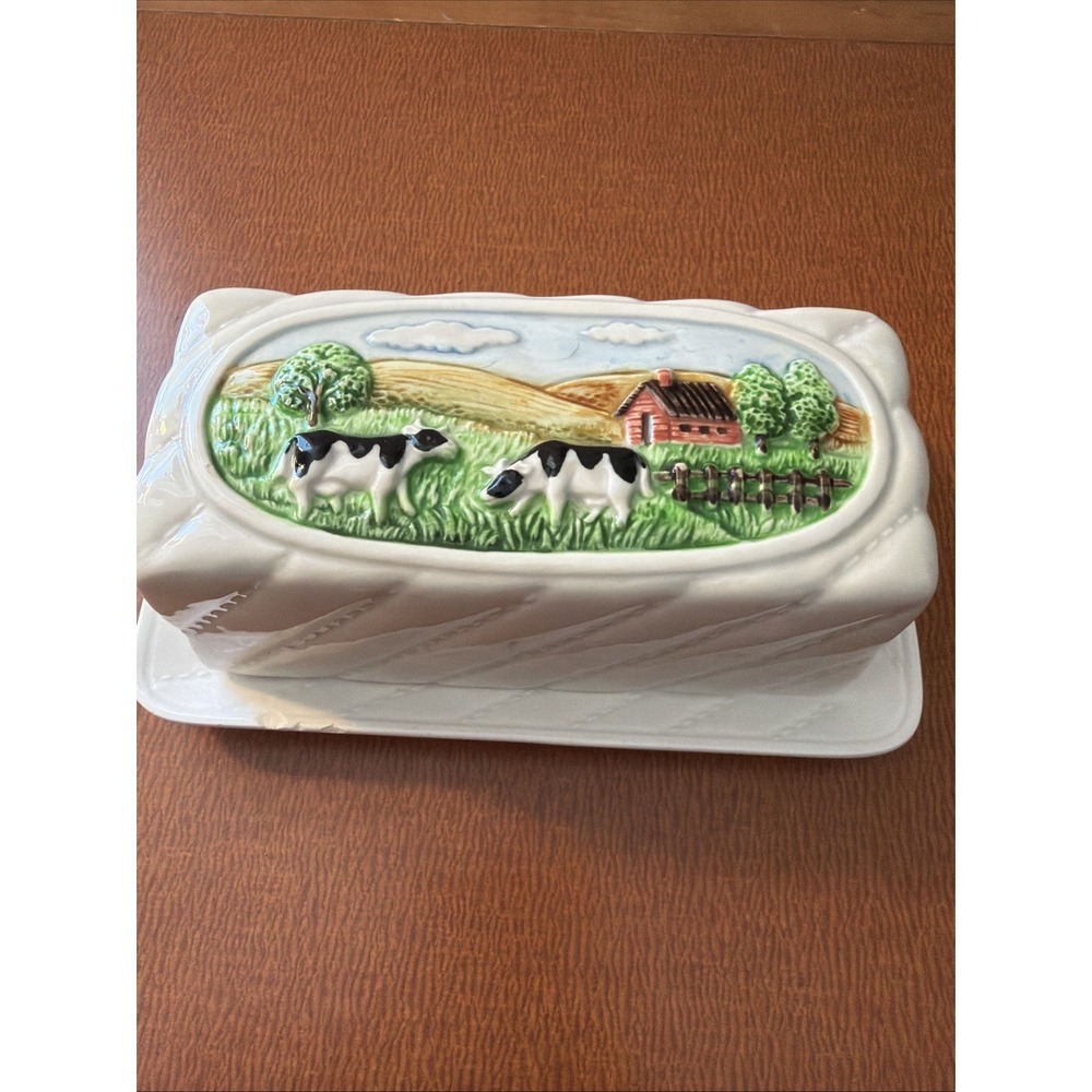 Vtg Gibson Greeting Cards White Ceramic Butter Dish Eith Farm Barn Cows
